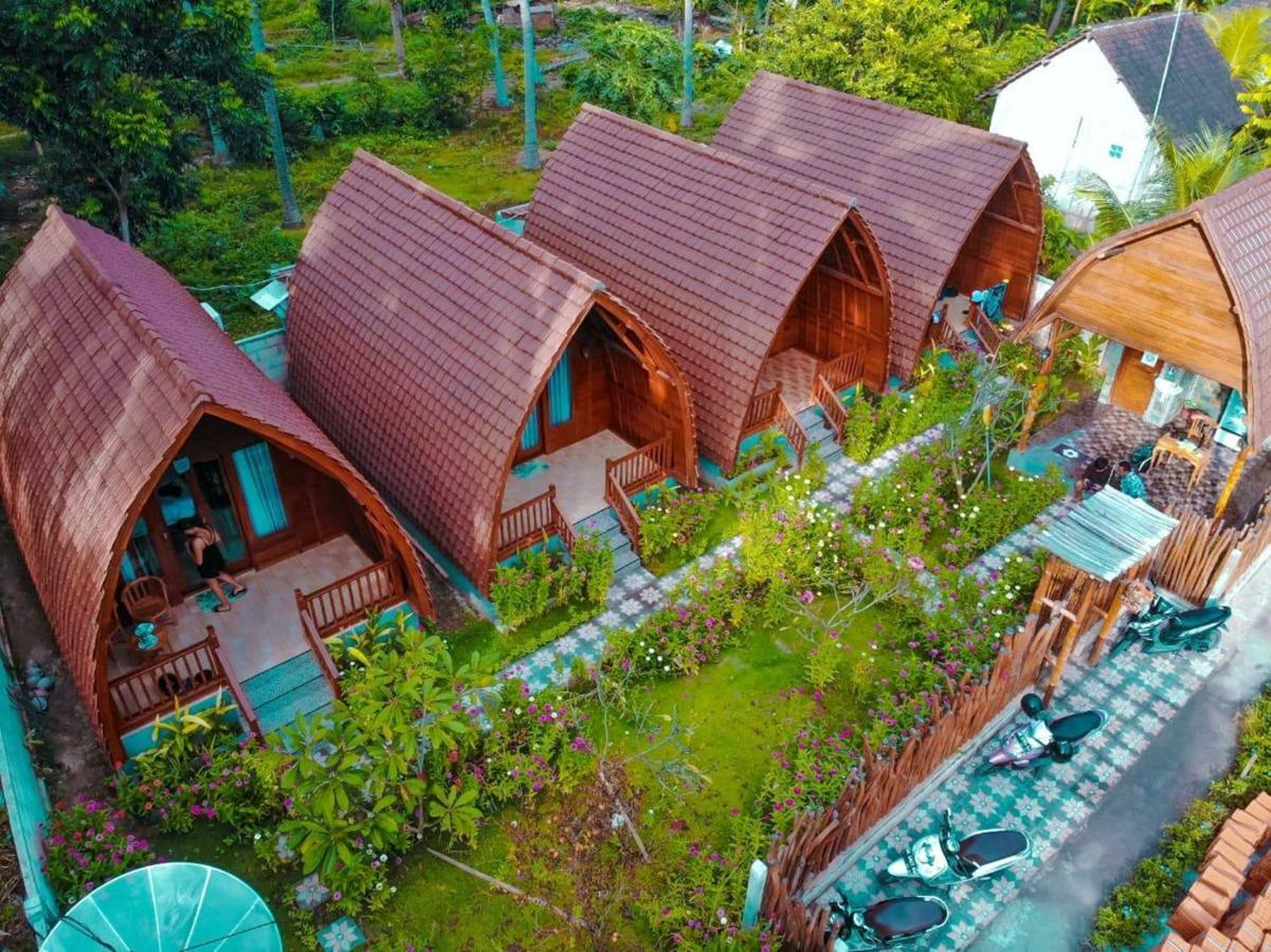The Peace Arta Bungalow Batununggul Екстер'єр фото